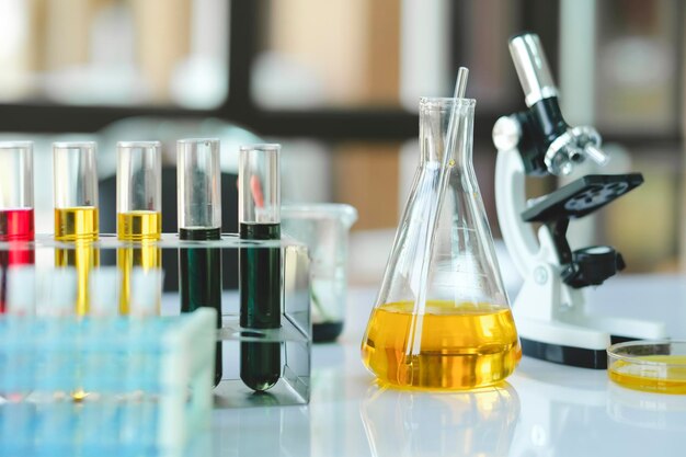 Klimaatbeheersing en opslag in het laboratorium